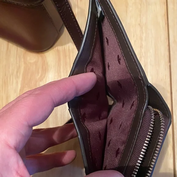 Kate Spade In Rose Smoke ( Burgandy & Pink ) Crossbody Bag Set. - Picture 7 of 11